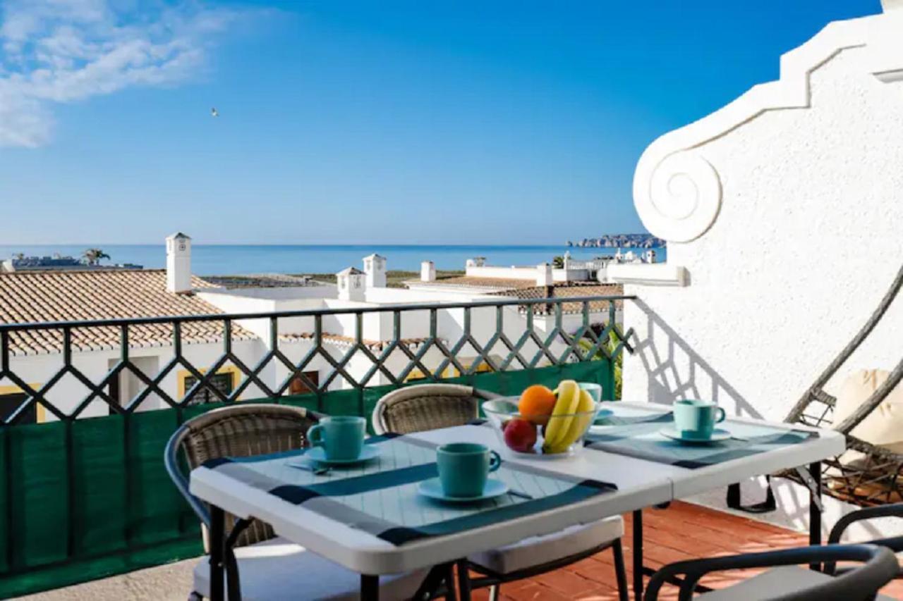 Wow Front View, 150 M To Beach, Wifi Lagos