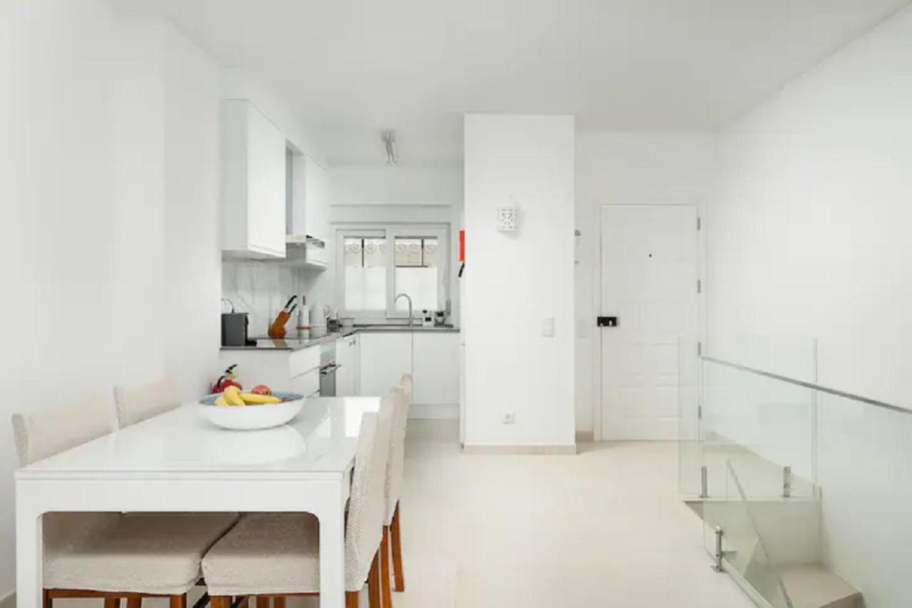 Apartment Wow Front View, 150 M To Beach, Wifi *
